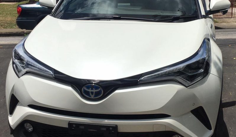 Toyota C-HR Hybrid full