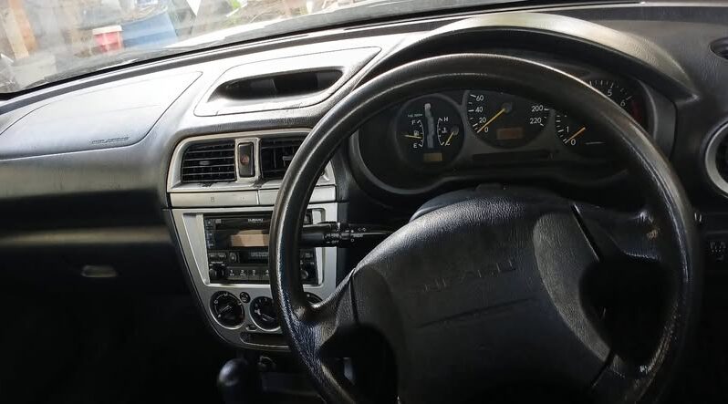 Subaru Impreza GD5 full