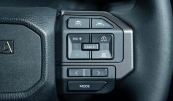 2026 Toyota Hilux Travo E full