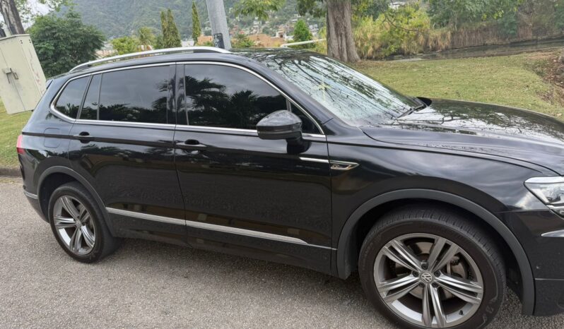 Volkswagen Tiguan full